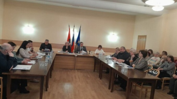 Отчёт главы управы района депутаты Ивановского приняли к сведению