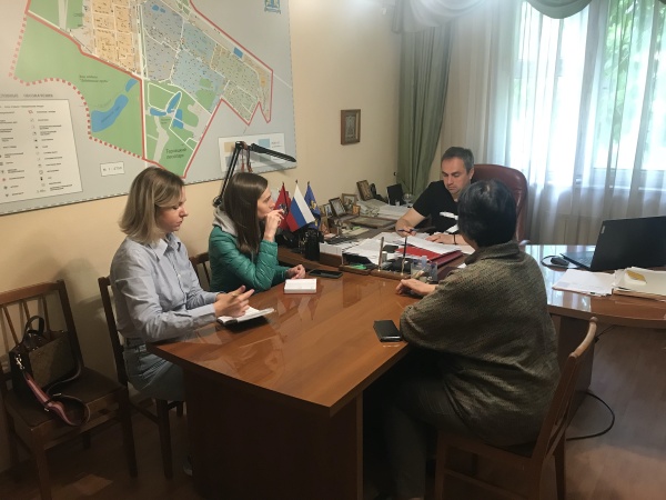 Рабочую встречу с сотрудниками досугового центра провёл глава МО Ивановское