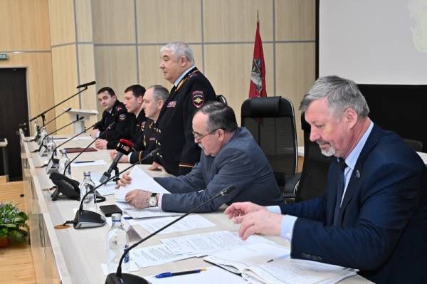 Расширенное заседание Совета ветеранов прошло в стенах УВД Восточного округа