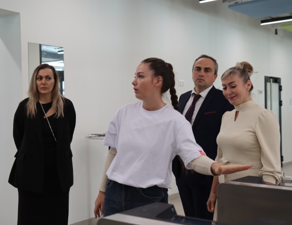 Иван Громов: две обновлённые школы открыли в Ивановском