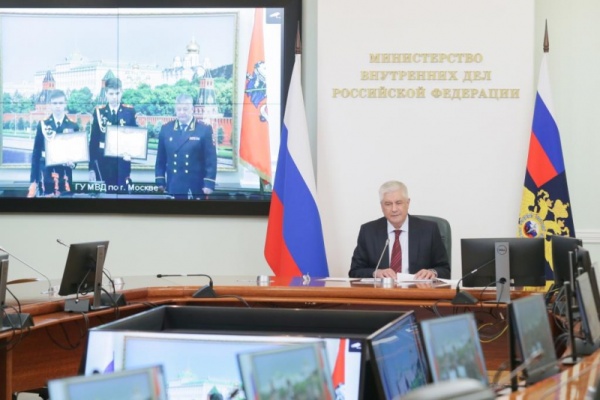 Владимир Колокольцев наградил детей и подростков, проявивших мужество при пресечении преступлений