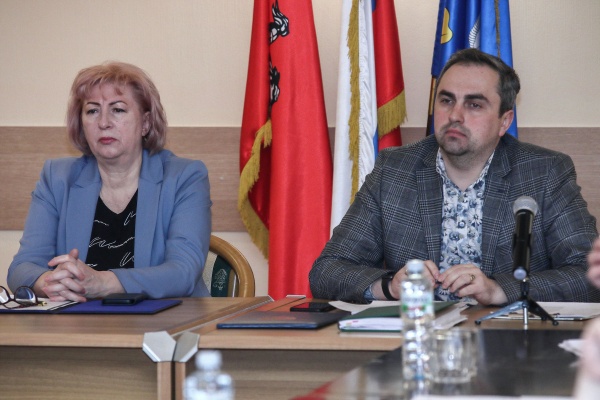 Руководители городских организаций продолжают отчитываться перед депутатами МО Ивановское
