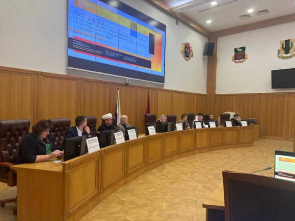 Полицейские УВД по ВАО приняли участие в заседании рабочей группы при префектуре ВАО г. Москвы