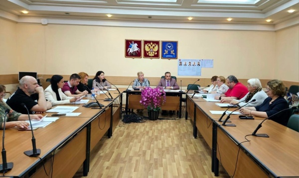 Депутаты Ивановского провели первое заседание осенней сессии
