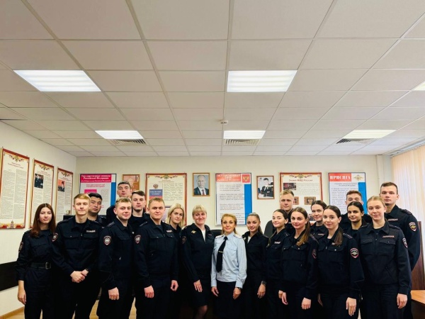 Сотрудники полиции отдела Новокосино открыли двери для курсантов Московского Университета МВД. 